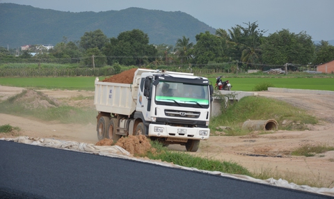 Xin gia hạn các mỏ khoáng sản làm cao tốc Phan Thiết - Vĩnh Hảo - Ảnh 1. Xin gia hạn các mỏ khoáng sản làm cao tốc Phan Thiết - Vĩnh Hảo - Ảnh 1.