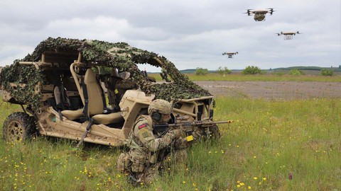 UAV - Bóng ma sát thủ từ trên không - Kỳ cuối: Thời UAV tác chiến theo đàn đã tới - Ảnh 1. UAV - Bóng ma sát thủ từ trên không - Kỳ cuối: Thời UAV tác chiến theo đàn đã tới - Ảnh 1.