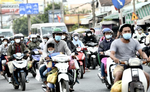Bụi mịn tăng cuối năm ở TP.HCM do xe cộ nhiều hơn? - Ảnh 1. Bụi mịn tăng cuối năm ở TP.HCM do xe cộ nhiều hơn? - Ảnh 1.