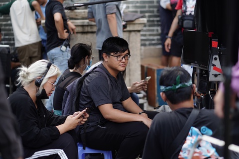Trấn Thành bái phục Bùi Thạc Chuyên, Chu Thúy Quỳnh hát nhạc Hamlet Trương - Ảnh 4. Trấn Thành bái phục Bùi Thạc Chuyên, Chu Thúy Quỳnh hát nhạc Hamlet Trương - Ảnh 4.
