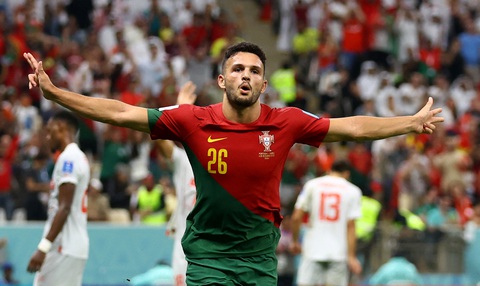Người đá thay Ronaldo lập hat-trick, Bồ Đào Nha tiến vào tứ kết World Cup 2022 - Ảnh 1. Người đá thay Ronaldo lập hat-trick, Bồ Đào Nha tiến vào tứ kết World Cup 2022 - Ảnh 1.
