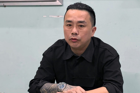 Bắt nghi phạm quốc tịch Đức dùng ảnh nóng tống tiền người tình - Ảnh 1. Bắt nghi phạm quốc tịch Đức dùng ảnh nóng tống tiền người tình - Ảnh 1.