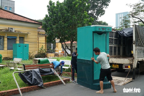Tòa án nhân dân TP.HCM một ngày trước phiên tòa Alibaba: 1 triệu bút lục trong 140 thùng hồ sơ - Ảnh 2. Tòa án nhân dân TP.HCM một ngày trước phiên tòa Alibaba: 1 triệu bút lục trong 140 thùng hồ sơ - Ảnh 2.