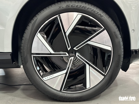 Khám phá Volvo EX90 ngoài đời thực trước khi về Việt Nam: Đỉnh cao của sự tối giản - Ảnh 12. Khám phá Volvo EX90 ngoài đời thực trước khi về Việt Nam: Đỉnh cao của sự tối giản - Ảnh 12.