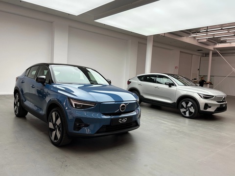 Volvo C40 Recharge 2023 sắp bán tại Việt Nam: Chạy 420 km/lần sạc - Ảnh 1. Volvo C40 Recharge 2023 sắp bán tại Việt Nam: Chạy 420 km/lần sạc - Ảnh 1.