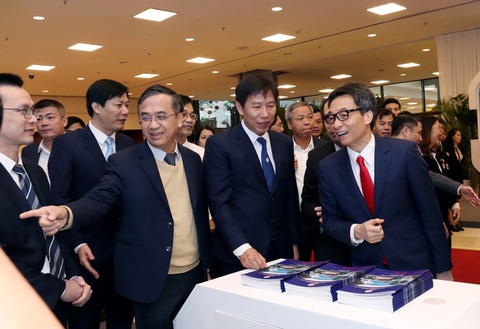 EVNCPC có hai sản phẩm được trao giải thưởng công nghệ số ‘Make in Việt Nam 2022’ - Ảnh 1. EVNCPC có hai sản phẩm được trao giải thưởng công nghệ số ‘Make in Việt Nam 2022’ - Ảnh 1.