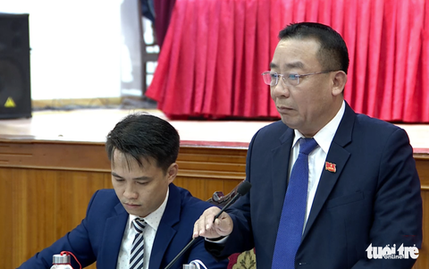 ‘Hai giờ sáng thông báo xả lũ, dân đang ngủ sao trở tay kịp?’ - Ảnh 1. ‘Hai giờ sáng thông báo xả lũ, dân đang ngủ sao trở tay kịp?’ - Ảnh 1.