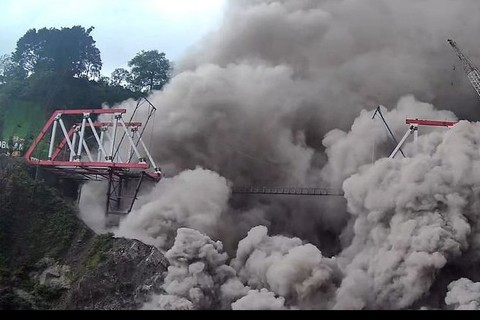 47 núi lửa đang phun trào khắp thế giới - Ảnh 3. 47 núi lửa đang phun trào khắp thế giới - Ảnh 3.