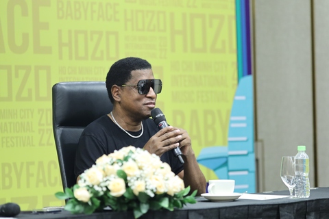 Huyền thoại âm nhạc thế giới Babyface: Tôi quyết định đến Việt Nam chỉ trong ba... nốt nhạc - Ảnh 3. Huyền thoại âm nhạc thế giới Babyface: Tôi quyết định đến Việt Nam chỉ trong ba... nốt nhạc - Ảnh 3.