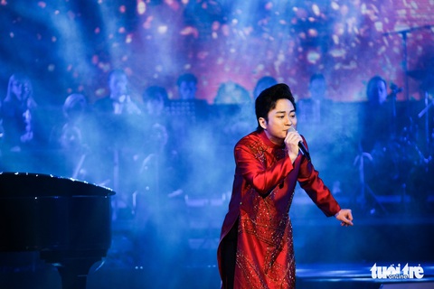 Phú Quang - Mới thôi mà đã một đời - Ảnh 7. Phú Quang - Mới thôi mà đã một đời - Ảnh 7.