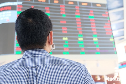 Chứng khoán SSI, HSC, APG... bị phạt - Ảnh 1. Chứng khoán SSI, HSC, APG... bị phạt - Ảnh 1.