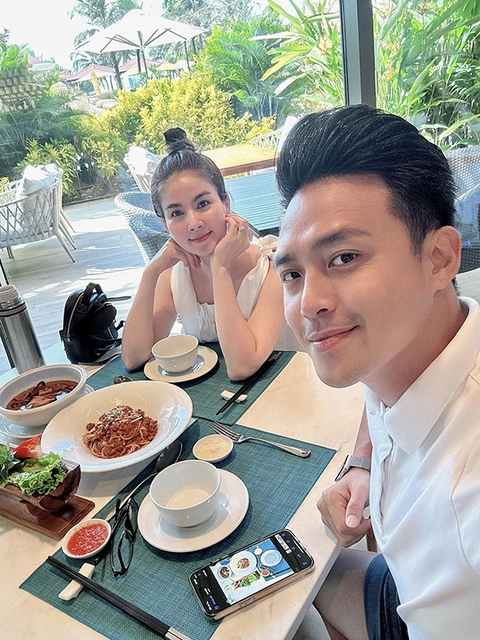 Ảnh vui sao Việt 9-12: Vợ chồng Văn Anh - Tú Vi tấu hài - Ảnh 8. Ảnh vui sao Việt 9-12: Vợ chồng Văn Anh - Tú Vi tấu hài - Ảnh 8.
