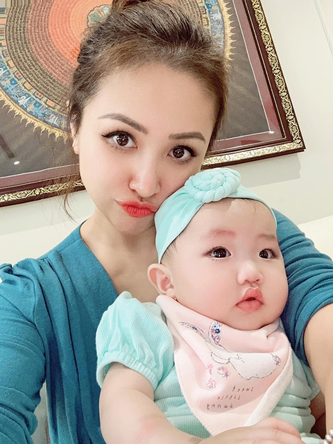 Ảnh vui sao Việt 9-12: Vợ chồng Văn Anh - Tú Vi tấu hài - Ảnh 9. Ảnh vui sao Việt 9-12: Vợ chồng Văn Anh - Tú Vi tấu hài - Ảnh 9.