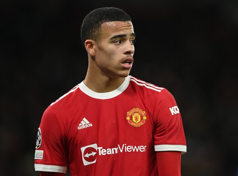CĐV Man Utd đòi hoàn tiền áo đấu của Greenwood sau cáo buộc cưỡng hiếp - Ảnh 1. CĐV Man Utd đòi hoàn tiền áo đấu của Greenwood sau cáo buộc cưỡng hiếp - Ảnh 1.