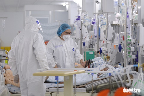 Giao thừa của y bác sĩ Bệnh viện Đại học Y dược TP.HCM và bệnh nhân COVID-19 ra sao? - Ảnh 6. Giao thừa của y bác sĩ Bệnh viện Đại học Y dược TP.HCM và bệnh nhân COVID-19 ra sao? - Ảnh 6.