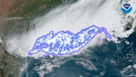 Phát hiện siêu sét dài gần 770km ở Mỹ - Ảnh 1. Phát hiện siêu sét dài gần 770km ở Mỹ - Ảnh 1.