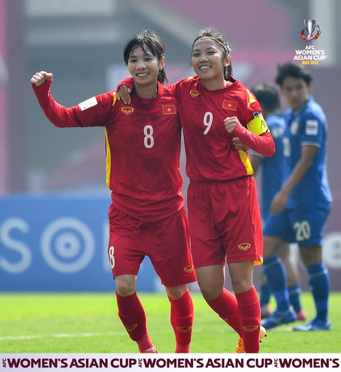 TP.HCM khen thưởng thành viên đội tuyển nữ Việt Nam thuộc biên chế TP - Ảnh 1. TP.HCM khen thưởng thành viên đội tuyển nữ Việt Nam thuộc biên chế TP - Ảnh 1.