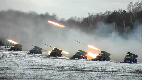 Nga tập trận với Belarus, Ukraine liền tập trận 10 ngày - Ảnh 1. Nga tập trận với Belarus, Ukraine liền tập trận 10 ngày - Ảnh 1.