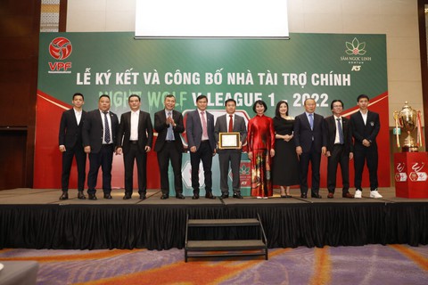 V-League 2022 mang tên Sói đêm, công bố nhà tài trợ chính - Ảnh 1. V-League 2022 mang tên Sói đêm, công bố nhà tài trợ chính - Ảnh 1.