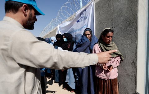 Mỹ giải ngân 7 tỉ USD của Afghanistan bị đóng băng - Ảnh 1. Mỹ giải ngân 7 tỉ USD của Afghanistan bị đóng băng - Ảnh 1.