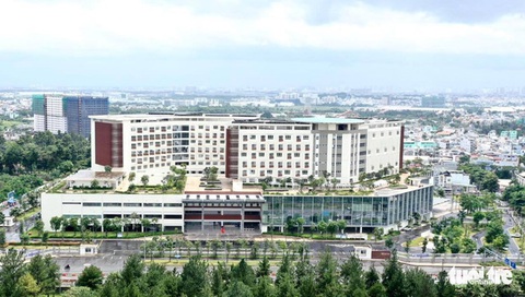 TP.HCM sẽ giải thể Trung tâm hồi sức COVID-19, đưa cơ sở 2 Bệnh viện Ung bướu vào hoạt động - Ảnh 1. TP.HCM sẽ giải thể Trung tâm hồi sức COVID-19, đưa cơ sở 2 Bệnh viện Ung bướu vào hoạt động - Ảnh 1.