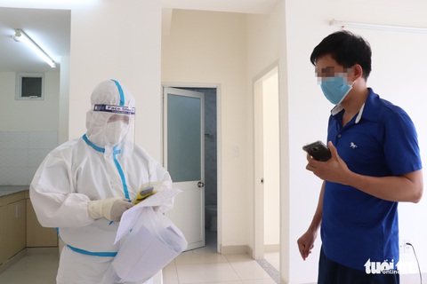 TP.HCM có 125 ca Omicron nhưng không có ca nặng và tử vong - Ảnh 1. TP.HCM có 125 ca Omicron nhưng không có ca nặng và tử vong - Ảnh 1.