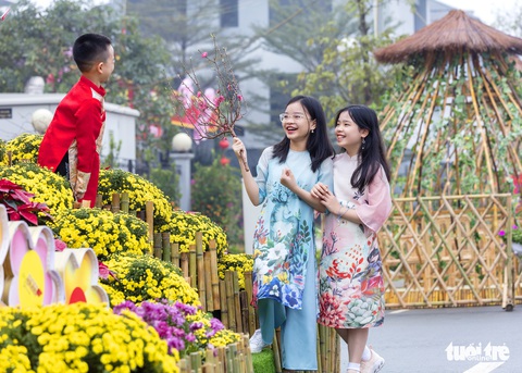 Thi ảnh Nụ xuân: Cả mùa xuân trong nụ cười trẻ thơ - Ảnh 6. Thi ảnh Nụ xuân: Cả mùa xuân trong nụ cười trẻ thơ - Ảnh 6.
