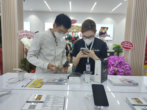 Mách bạn 5 món quà công nghệ xịn cho ngày Valentine và 8-3 - Ảnh 1. Mách bạn 5 món quà công nghệ xịn cho ngày Valentine và 8-3 - Ảnh 1.