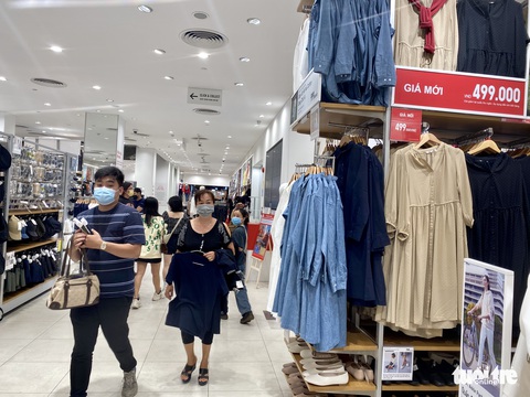 Nhộp nhịp khách mua quà Valentine có giá dưới 500.000 đồng - Ảnh 6. Nhộp nhịp khách mua quà Valentine có giá dưới 500.000 đồng - Ảnh 6.