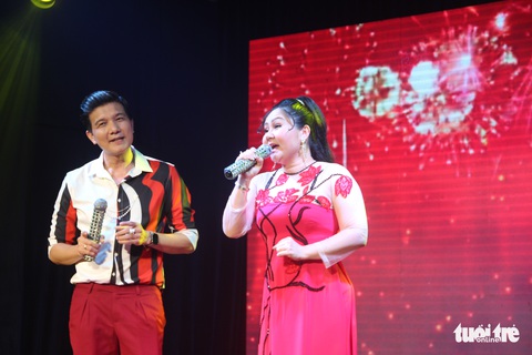Kim Tiểu Long trở lại sàn diễn thành phố sau gián đoạn vì dịch bệnh - Ảnh 7. Kim Tiểu Long trở lại sàn diễn thành phố sau gián đoạn vì dịch bệnh - Ảnh 7.