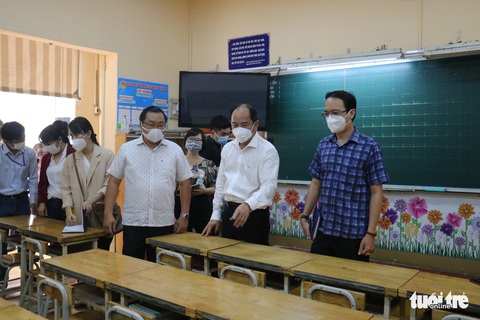 Sở Y tế ‘sát cánh’ hỗ trợ các trường giai đoạn khởi đầu học trực tiếp - Ảnh 7. Sở Y tế ‘sát cánh’ hỗ trợ các trường giai đoạn khởi đầu học trực tiếp - Ảnh 7.