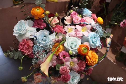 Hoa độc lạ dịp Valentine: Từ vài triệu đến hàng chục triệu đồng - Ảnh 1. Hoa độc lạ dịp Valentine: Từ vài triệu đến hàng chục triệu đồng - Ảnh 1.