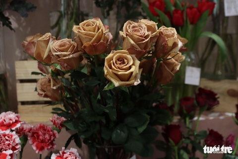 Hoa độc lạ dịp Valentine: Từ vài triệu đến hàng chục triệu đồng - Ảnh 7. Hoa độc lạ dịp Valentine: Từ vài triệu đến hàng chục triệu đồng - Ảnh 7.
