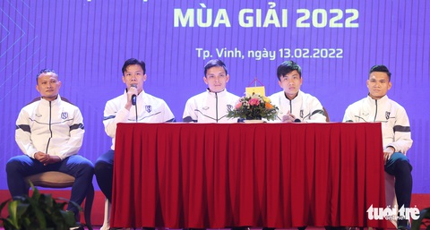 SLNA ra mắt nhà đồng tài trợ, đặt mục tiêu vào top 3 V-League 2022 - Ảnh 2. SLNA ra mắt nhà đồng tài trợ, đặt mục tiêu vào top 3 V-League 2022 - Ảnh 2.