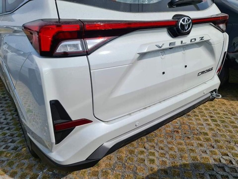 Lô Toyota Veloz Cross đầu tiên về Việt Nam: Xe gầm cao thay Innova và Rush cạnh tranh Xpander - Ảnh 9. Lô Toyota Veloz Cross đầu tiên về Việt Nam: Xe gầm cao thay Innova và Rush cạnh tranh Xpander - Ảnh 9.