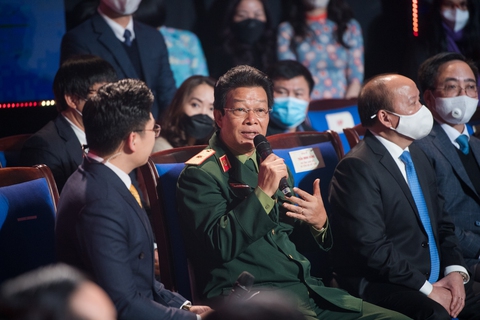 Để có cảnh tắc đường hôm nay, bao chuyện đã xảy ra, bao người đã nỗ lực - Ảnh 1. Để có cảnh tắc đường hôm nay, bao chuyện đã xảy ra, bao người đã nỗ lực - Ảnh 1.