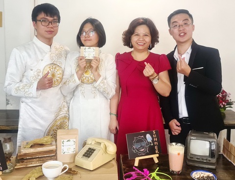 5 năm cho một giấc mơ trà an thần - Ảnh 1. 5 năm cho một giấc mơ trà an thần - Ảnh 1.
