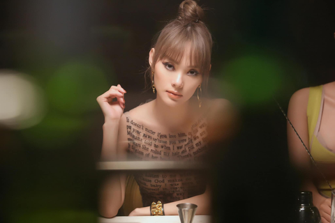 Bẫy ngọt ngào và thông điệp về bạo hành tình dục trong đời sống vợ chồng - Ảnh 4. Bẫy ngọt ngào và thông điệp về bạo hành tình dục trong đời sống vợ chồng - Ảnh 4.