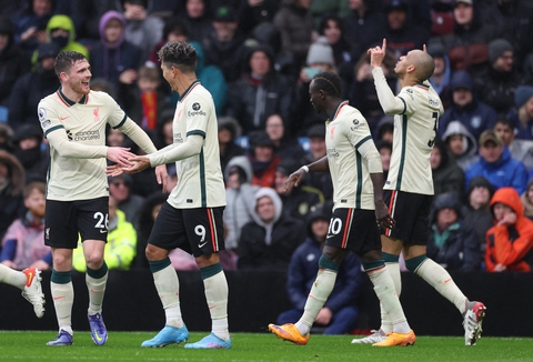 Fabinho giúp Liverpool tiếp tục đua tranh ngôi vô địch cùng Man City - Ảnh 2. Fabinho giúp Liverpool tiếp tục đua tranh ngôi vô địch cùng Man City - Ảnh 2.