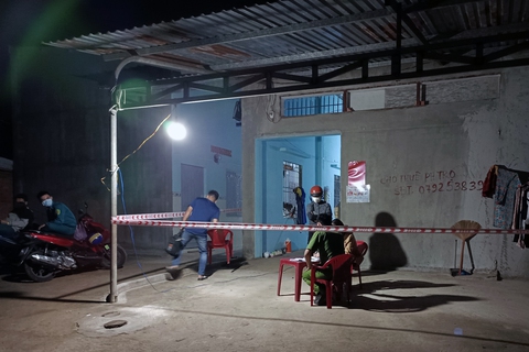 Tạm giữ nghi phạm dùng dao đâm chết ‘tình địch’ - Ảnh 1. Tạm giữ nghi phạm dùng dao đâm chết ‘tình địch’ - Ảnh 1.