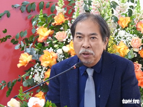 Chủ tịch Hội Nhà văn: Tôi là cậu bé 1 tuổi đầy khiếm khuyết nhưng biết lắng nghe - Ảnh 1. Chủ tịch Hội Nhà văn: Tôi là cậu bé 1 tuổi đầy khiếm khuyết nhưng biết lắng nghe - Ảnh 1.
