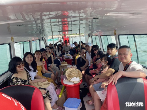 Nhờ Valentine, Phú Quốc nối dài mùa du lịch Tết - Ảnh 1. Nhờ Valentine, Phú Quốc nối dài mùa du lịch Tết - Ảnh 1.