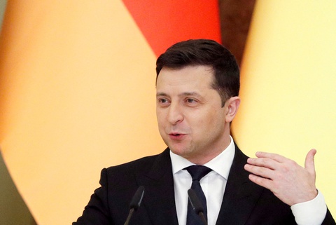 Tổng thống Ukraine kêu gọi đoàn kết toàn dân vào ngày 16-2 - Ảnh 1. Tổng thống Ukraine kêu gọi đoàn kết toàn dân vào ngày 16-2 - Ảnh 1.