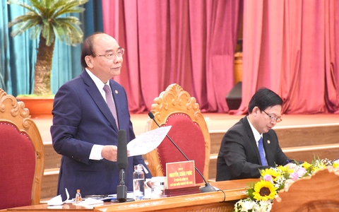 Chủ tịch nước: Bình Định phải đột phá thành cực phát triển của miền Trung - Ảnh 1. Chủ tịch nước: Bình Định phải đột phá thành cực phát triển của miền Trung - Ảnh 1.