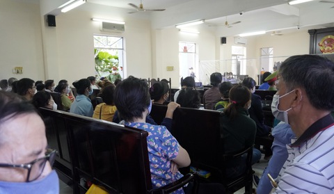 Xử lại vụ Công ty Sao Vàng lừa đảo hàng trăm tỉ đồng của gần 500 người - Ảnh 1. Xử lại vụ Công ty Sao Vàng lừa đảo hàng trăm tỉ đồng của gần 500 người - Ảnh 1.