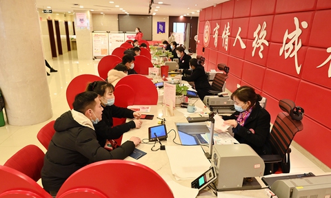 Không chọn Valentine, năm nay giới trẻ Trung Quốc chuộng kết hôn ngày 22-2 - Ảnh 1. Không chọn Valentine, năm nay giới trẻ Trung Quốc chuộng kết hôn ngày 22-2 - Ảnh 1.