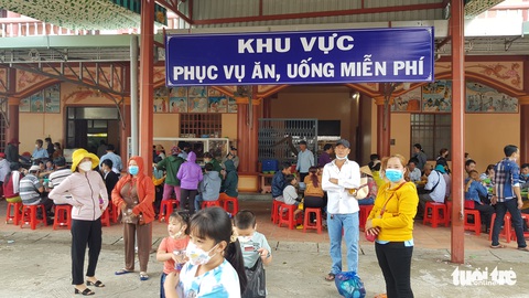 Cúng rằm tháng giêng ở vùng Bảy Núi và Núi Sam: Những ngày rằm khác có thể không đi cũng được - Ảnh 3. Cúng rằm tháng giêng ở vùng Bảy Núi và Núi Sam: Những ngày rằm khác có thể không đi cũng được - Ảnh 3.
