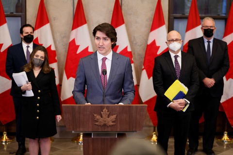 Thủ tướng Canada dùng luật hiếm, quyết chấm dứt biểu tình xe tải - Ảnh 1. Thủ tướng Canada dùng luật hiếm, quyết chấm dứt biểu tình xe tải - Ảnh 1.