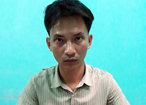Cha ném con gái xuống sông: Nghi vợ ngoại tình, gọi điện không nghe nên ném con - Ảnh 2. Cha ném con gái xuống sông: Nghi vợ ngoại tình, gọi điện không nghe nên ném con - Ảnh 2.