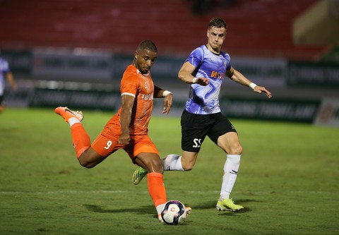 V-League 2022 sắp khai mạc, CLB Bình Định có 5 cầu thủ mắc COVID-19 - Ảnh 1. V-League 2022 sắp khai mạc, CLB Bình Định có 5 cầu thủ mắc COVID-19 - Ảnh 1.